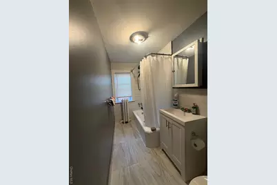 686 E 239th Street, Bronx, NY 10470 - Photo 20