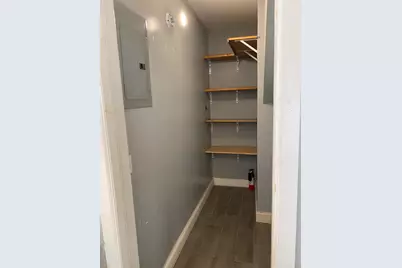 686 E 239th Street, Bronx, NY 10470 - Photo 10