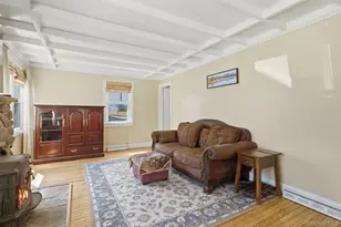 15 Crystal Ct, Greenwood Lake, NY 10925 - Photo 8