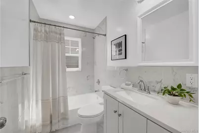 811 Front Street, Hempstead, NY 11550 - Photo 10