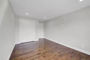 811 Front St, Hempstead, NY 11550 - Photo 20