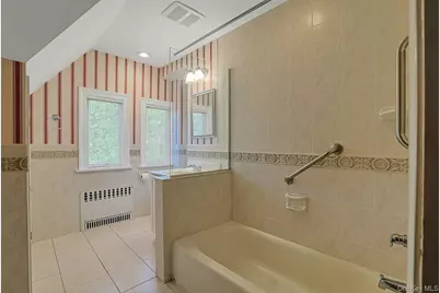 120 Harvard Drive, Hartsdale, NY 10530 - Photo 28