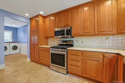 120 Harvard Drive, Hartsdale, NY 10530 - Photo 22