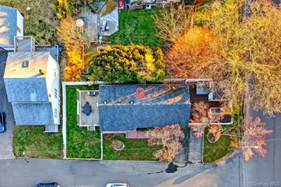 2 Pike Street, Patchogue, NY 11772 - Photo 4