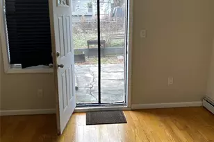18-23 Menahan St, Ridgewood, NY 11385 - Photo 6