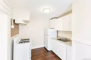 144 Mansion St, Poughkeepsie, NY 12601 - Photo 4