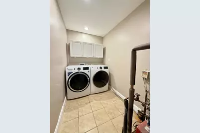 102 Sycamore Circle, Stony Brook, NY 11790 - Photo 20