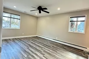 102 Sycamore Cir, Stony Brook, NY 11790 - Photo 14