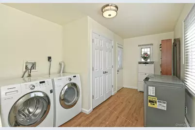 78 Center Lane, Levittown, NY 11756 - Photo 16