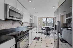 500 High Point Dr, Hartsdale, NY 10530 - Photo 4