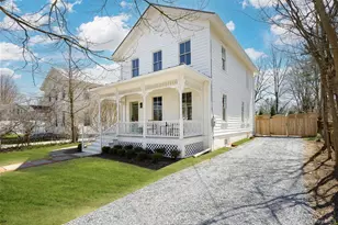 66 Chestnut St, Rhinebeck, NY 12572 - Photo 2