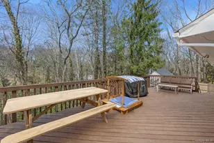 39 Hennessey Dr, Huntington, NY 11743 - Photo 22