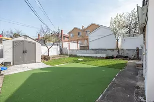 246-11 61st Ave, Little Neck, NY 11362 - Photo 20