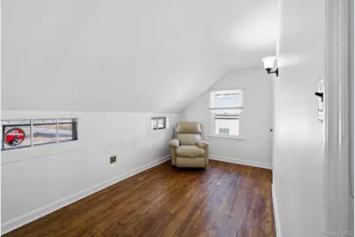94 E Lakewood Street, Patchogue, NY 11772 - Photo 20