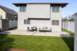 15 Belmont Blvd Blvd, Elmont, NY 11003 - Photo 18