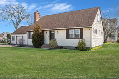 280 S Bayview Avenue, Amityville, NY 11701 - Photo 6
