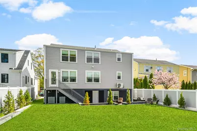 208 Florence Street, Mamaroneck, NY 10543 - Photo 42