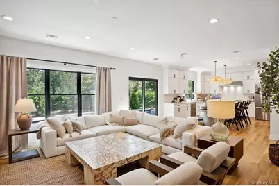 4 Squaw Road, East Hampton, NY 11937 - Photo 10