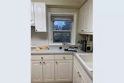 519 Fowler Avenue #1st Floor, Franklin Square, NY 11010 - Photo 6