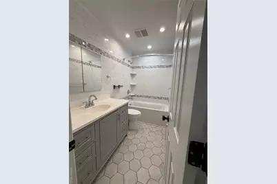 17 Valerie Drive #3, Yonkers, NY 10703 - Photo 6