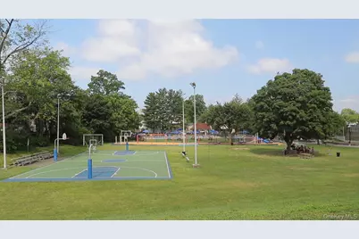 79 Beacon Hill Drive #B-25, Dobbs Ferry, NY 10522 - Photo 26