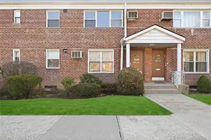 196-32 Pompeii Ave, Hollis, NY 11423 - Photo 1