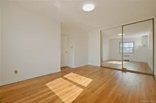 196-32 Pompeii Ave, Hollis, NY 11423 - Photo 20