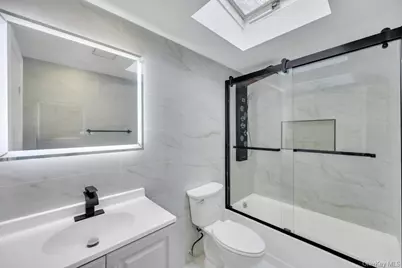 108 Lido Parkway, Lindenhurst, NY 11757 - Photo 24