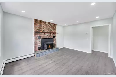 108 Lido Parkway, Lindenhurst, NY 11757 - Photo 8