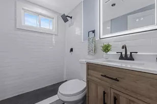 207 N Nassau Ave, Massapequa, NY 11758 - Photo 14