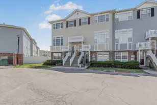 85 Admiral Ct, Bronx, NY 10473 - Photo 20