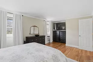 304 Parr Meadow Dr, Newburgh, NY 12550 - Photo 18