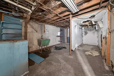 188 Amherst Street, Hempstead, NY 11550 - Photo 22