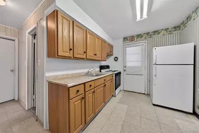 188 Amherst Street, Hempstead, NY 11550 - Photo 4