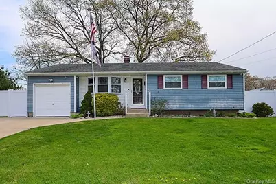 99 Ronkonkoma Boulevard, Centereach, NY 11720 - Photo 1