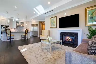 5000 Royal Court #5014, North Hills, NY 11040 - Photo 6