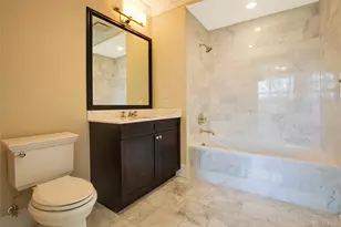 5000 Royal Ct, North Hills, NY 11040 - Photo 20