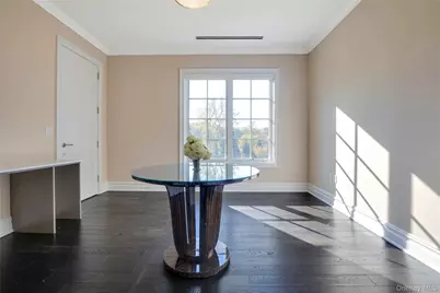 5000 Royal Court #5014, North Hills, NY 11040 - Photo 24