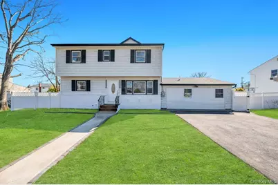 90 30th Street, Copiague, NY 11726 - Photo 1