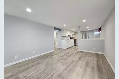 25 Peter Road, Ronkonkoma, NY 11779 - Photo 22