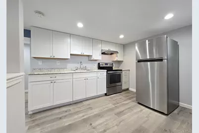 25 Peter Road, Ronkonkoma, NY 11779 - Photo 20