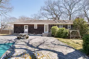 52 Woodbury Rd, Farmingville, NY 11738 - Photo 24