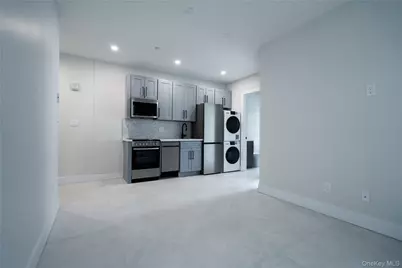 315 W Broadway #1N, Long Beach, NY 11561 - Photo 2
