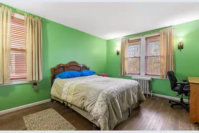 306 Hutchinson Boulevard, Mount Vernon, NY 10552 - Photo 16