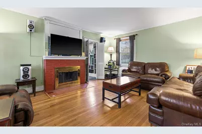 306 Hutchinson Boulevard, Mount Vernon, NY 10552 - Photo 6