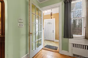 306 Hutchinson Blvd, Mount Vernon, NY 10552 - Photo 4