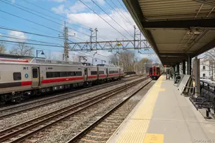 306 Hutchinson Blvd, Mount Vernon, NY 10552 - Photo 32