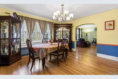 306 Hutchinson Boulevard, Mount Vernon, NY 10552 - Photo 8