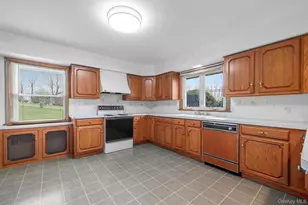 74 Hudson Terrace, Marlboro, NY 12542 - Photo 16