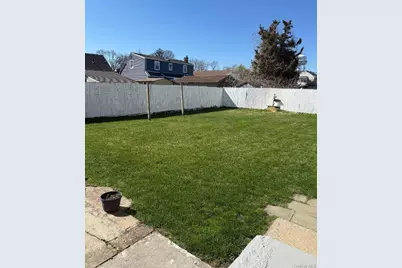 15 Barrington Street, Westbury, NY 11590 - Photo 2